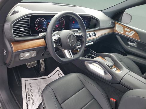 Certified 2025 Mercedes-Benz GLS 450 4MATIC image 27