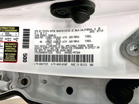 Used 2019 Toyota Tacoma TRD Off-Road AWD/4WD image 20