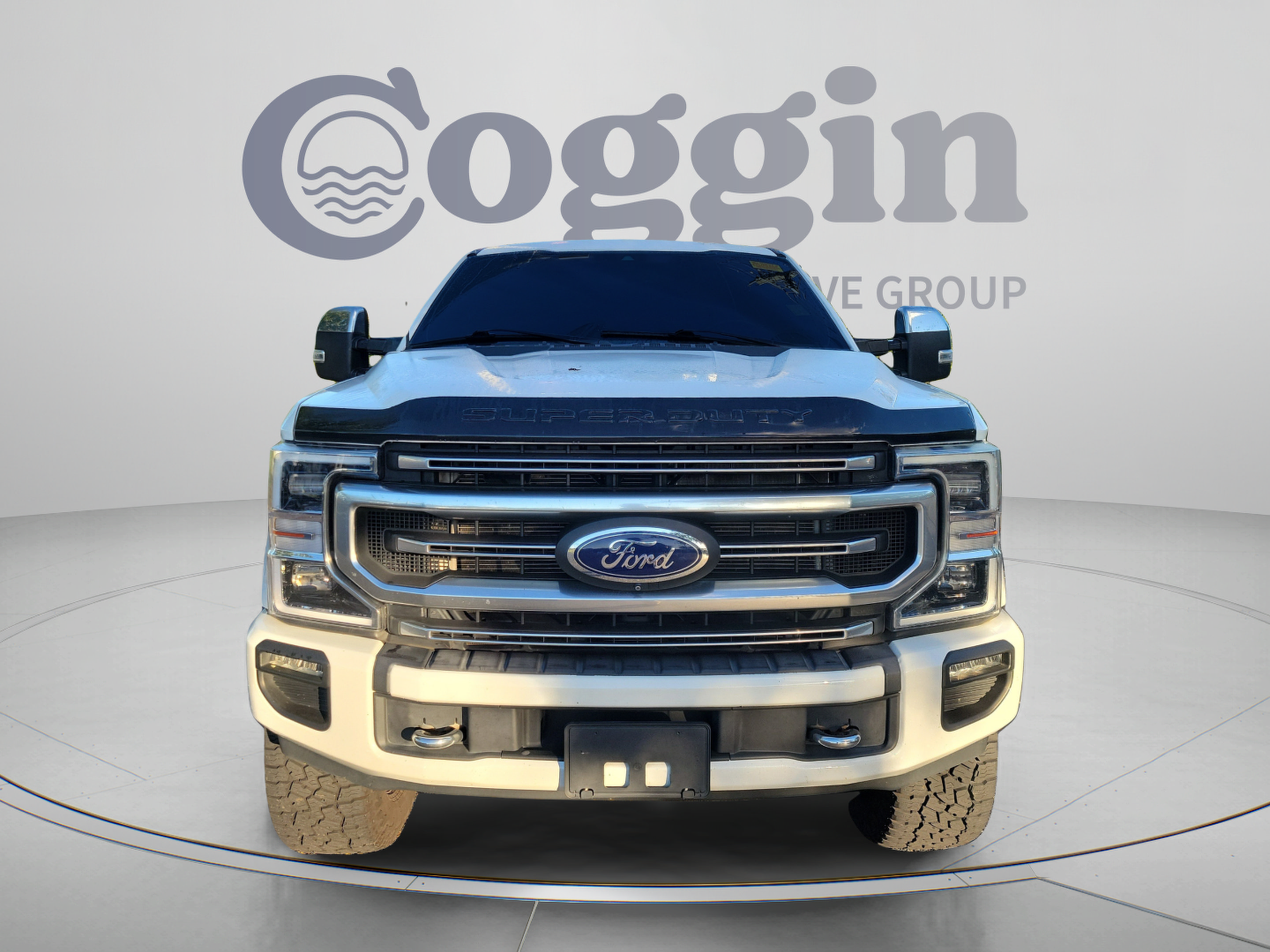 Used 2021 Ford F250 Platinum w/ FX4 Off-Road Package AWD/4WD image 4