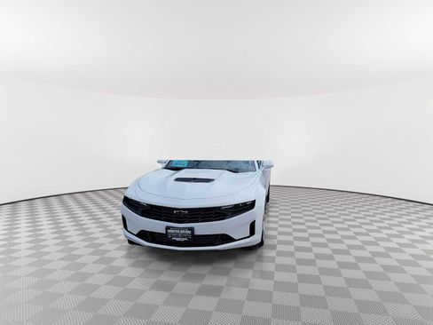Used 2023 Chevrolet Camaro LT w/ Technology Package RWD image 3