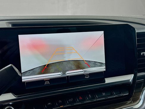 Used 2024 GMC Sierra 1500 Elevation image 22