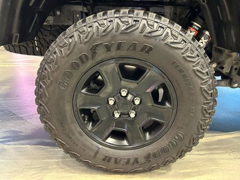 Used 2021 Jeep Gladiator Mojave AWD/4WD image 22