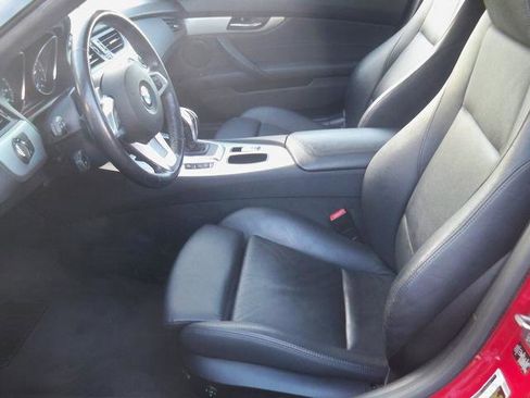 Used 2011 BMW Z4 sDrive35i image 5