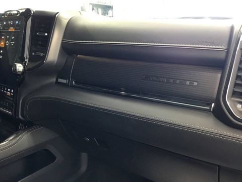 Used 2022 RAM 3500 Limited AWD/4WD image 46