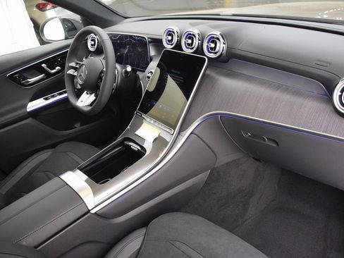 New 2025 Mercedes-Benz GLC 63 AMG S image 14