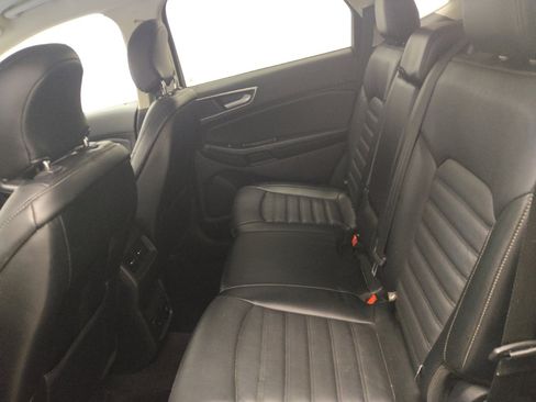 Used 2016 Ford Edge SEL w/ Equipment Group 201A FWD image 18
