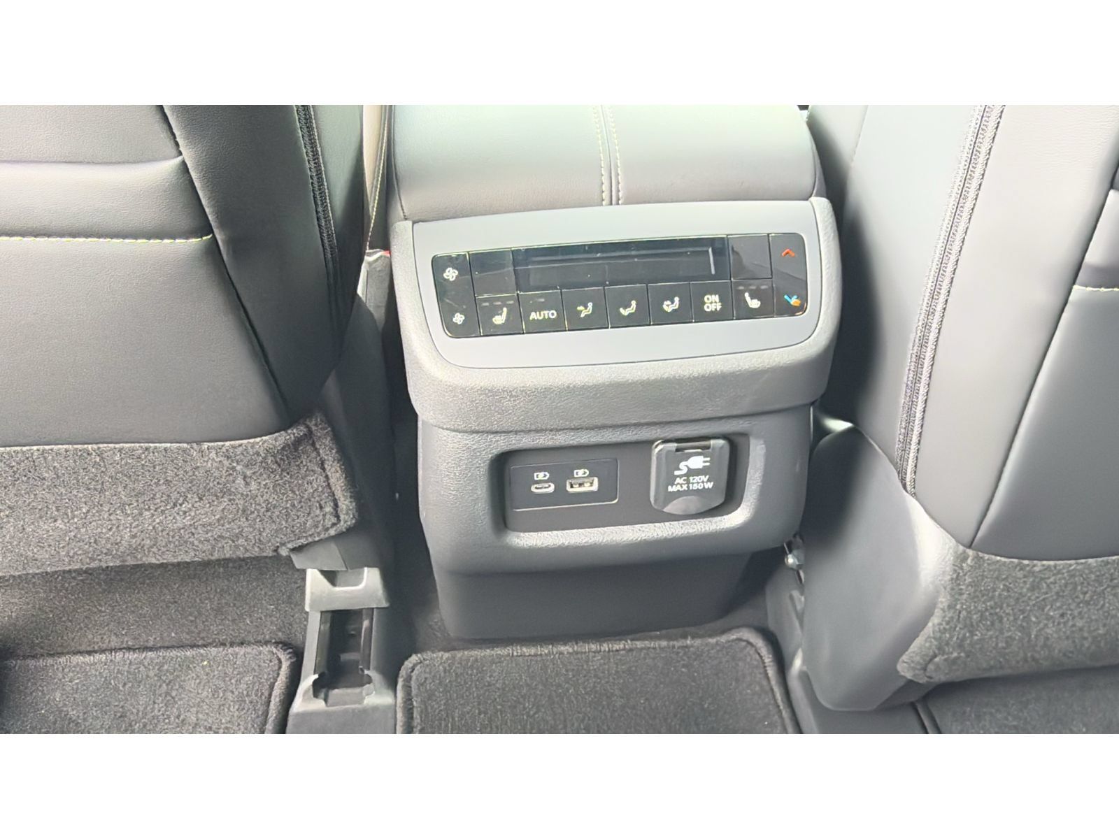 Used 2025 Nissan Pathfinder Platinum AWD/4WD image 35