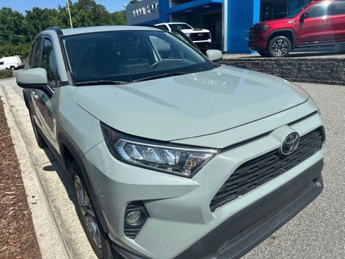 Used 2020 Toyota RAV4 XLE Premium FWD image 2