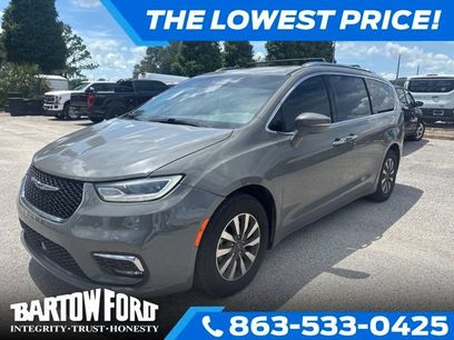 Used 2021 Chrysler Pacifica Touring-L