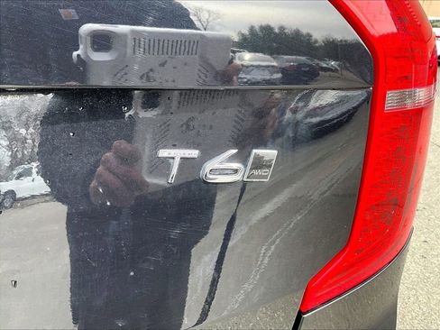 Used 2021 Volvo XC90 T6 Momentum w/ Protection Package Premier AWD/4WD image 8