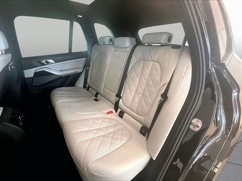 Used 2026 BMW X5 xDrive40i AWD/4WD image 18