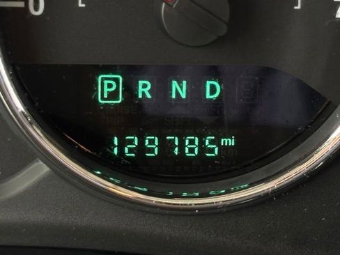 Used 2015 Jeep Wrangler Unlimited Sahara w/ Connectivity Group image 31