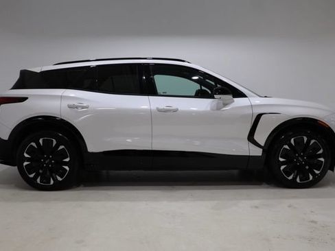 Used 2024 Chevrolet Blazer EV RS RWD image 8