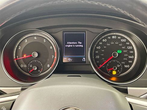 Used 2020 Volkswagen Atlas Cross Sport SE w/ Towing Package image 19