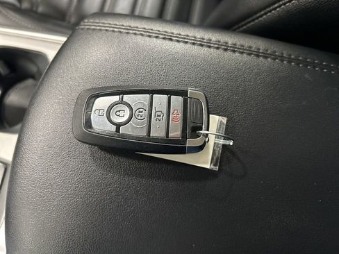 Used 2024 Ford Edge SEL w/ Convenience Package image 22