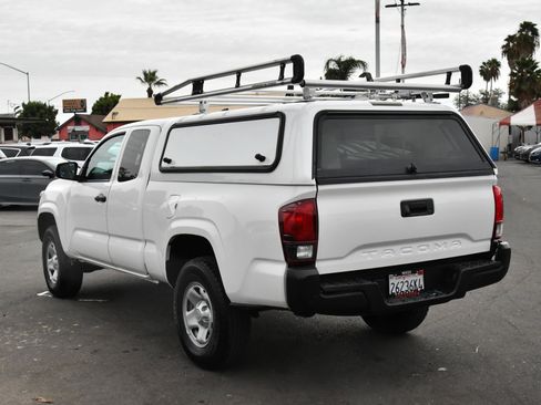 Used 2021 Toyota Tacoma SR RWD image 6