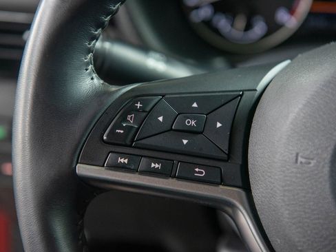 Used 2021 Nissan Sentra SV image 18