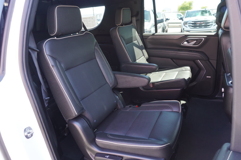 Certified 2023 GMC Yukon XL SLT AWD/4WD image 10