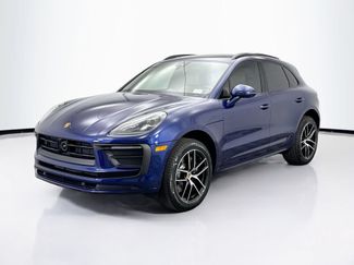 Used 2026 Porsche Macan AWD/4WD video 1