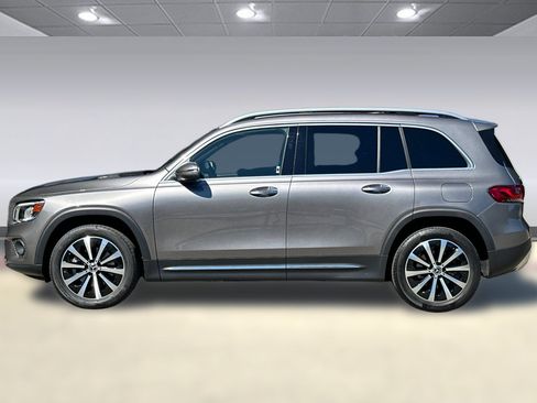 Certified 2023 Mercedes-Benz GLB 250 image 2