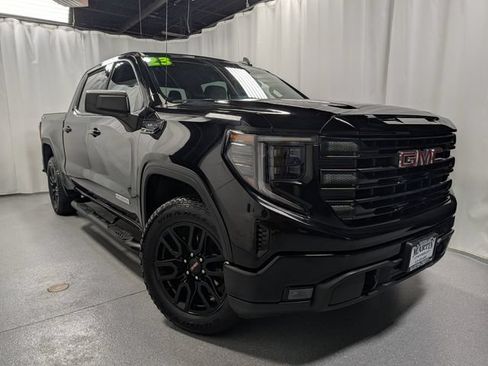 Used 2023 GMC Sierra 1500 Elevation w/ X31 Off-Road Package AWD/4WD image 2