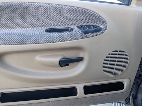 Used 1998 Dodge Ram 1500 Truck ST image 14