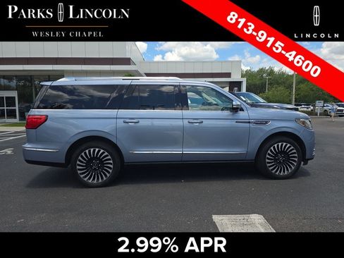 Certified 2020 Lincoln Navigator L Black Label w/ Cargo Convenience Package AWD/4WD image 3