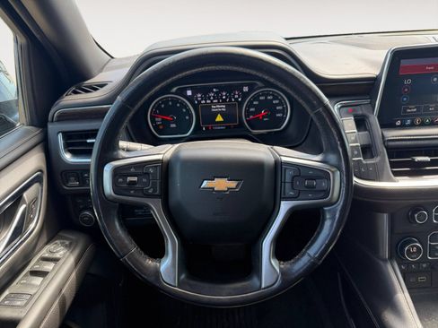 Used 2021 Chevrolet Suburban Premier w/ Premium Package AWD/4WD image 12