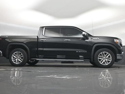 Used 2021 GMC Sierra 1500 SLT w/ SLT Convenience Package AWD/4WD image 16
