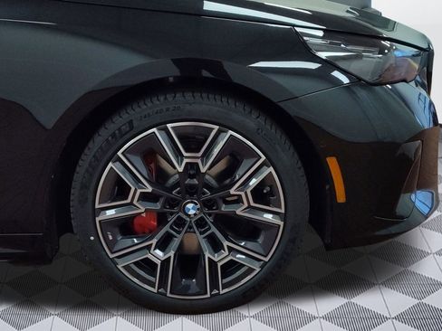 New 2026 BMW i5 eDrive40 w/ M Sport Package image 11