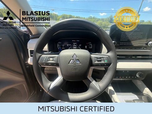 Used 2024 Mitsubishi Outlander SEL AWD/4WD image 27