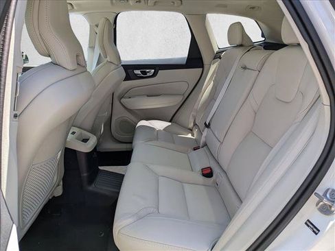 New 2026 Volvo XC60 T8 Ultra w/ Protection Package Premier AWD/4WD image 17