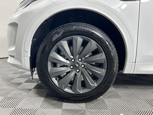 Used 2025 Land Rover Discovery Sport S AWD/4WD image 10