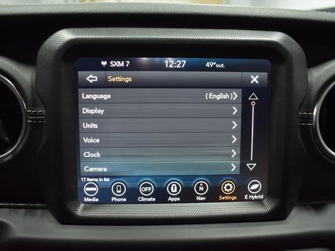 Used 2022 Jeep Wrangler Unlimited Sahara w/ Cold Weather Group image 25