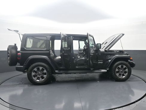 Used 2020 Jeep Wrangler Unlimited Sahara w/ LED Lighting Group image 43