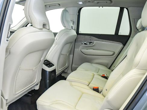 Certified 2023 Volvo XC90 T8 Ultimate image 22