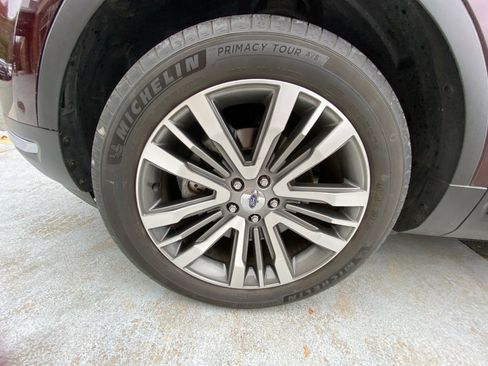 Used 2018 Ford Explorer Platinum image 31