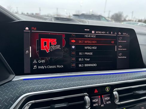 Used 2020 BMW X6 M50i w/ Executive Package image 22