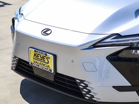 New 2026 Lexus ES 350e w/ Convenience Package FWD image 8