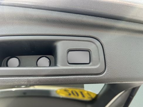 Used 2017 Honda Pilot EX-L image 16