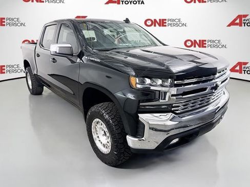 Used 2021 Chevrolet Silverado 1500 LT AWD/4WD image 1