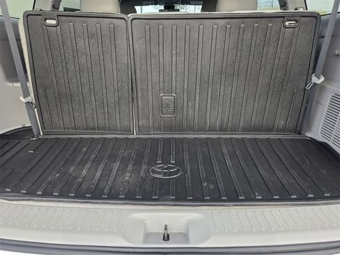 Used 2019 Toyota Highlander image 33