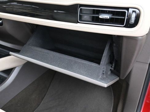 Used 2021 Lincoln Nautilus FWD image 34