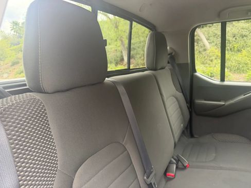 Used 2017 Nissan Frontier Desert Runner RWD image 18
