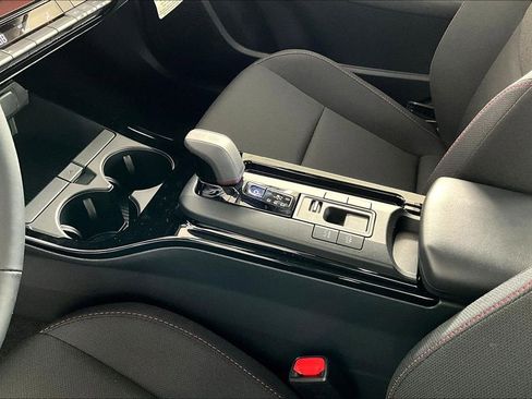 Used 2026 Toyota Prius Plug-In Hybrid image 8