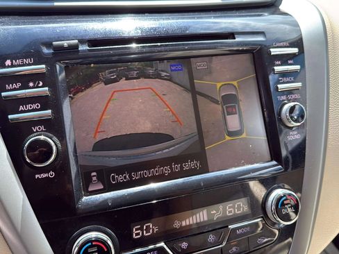 Used 2020 Nissan Murano SL w/ Moonroof Package FWD image 18