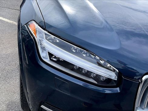 Certified 2024 Volvo XC90 B6 Plus w/ Protection Package Premier image 26