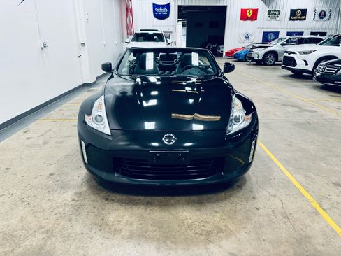Used 2014 Nissan 370Z Touring w/ Sport Package image 14