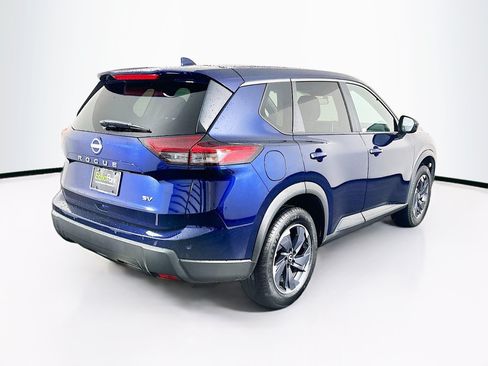 Used 2024 Nissan Rogue SV FWD image 9