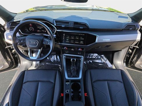 Certified 2021 Audi Q3 2.0T Premium Plus w/ Premium Plus Package image 35